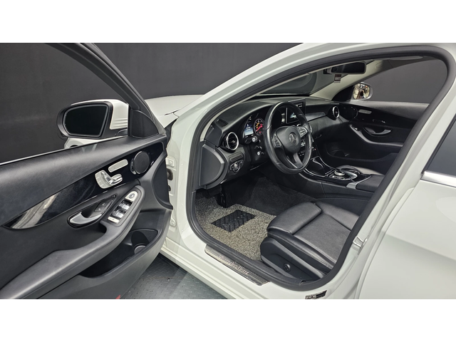 Mercedes-Benz C 200 autogeorge.com - автомобили, коли, обяви за нови и употребявани 7