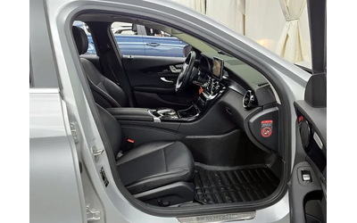 Mercedes-Benz C 200 - автомобили, коли, обяви за нови и употребявани 10