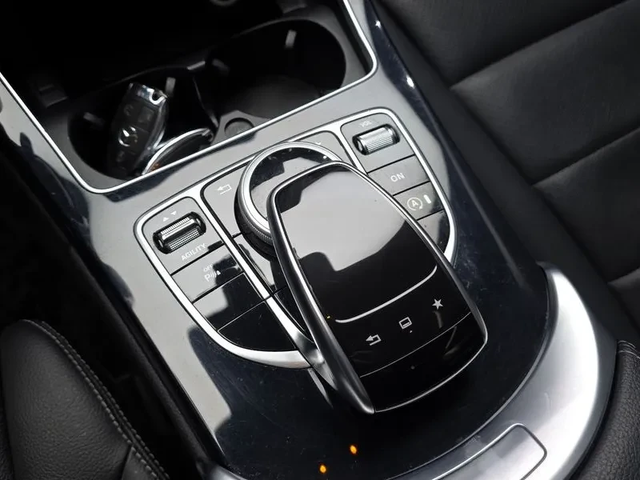 Mercedes-Benz C 200 - автомобили, коли, обяви за нови и употребявани 15