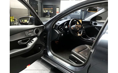 Mercedes-Benz C 200 - автомобили, коли, обяви за нови и употребявани 9