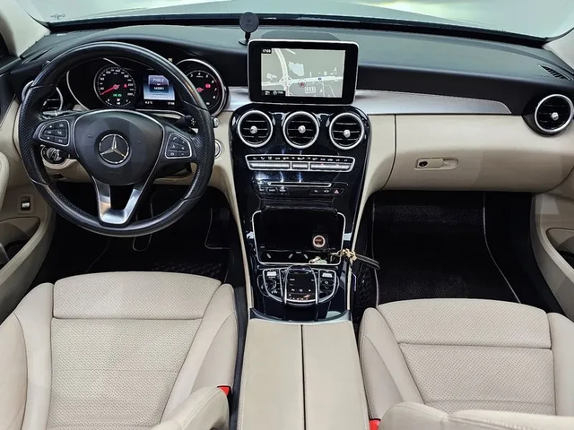 Mercedes-Benz C 200 Avantgarde - автомобили, коли, обяви за нови и употребявани 6