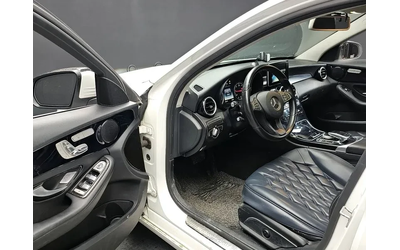 Mercedes-Benz C 200 - автомобили, коли, обяви за нови и употребявани 10