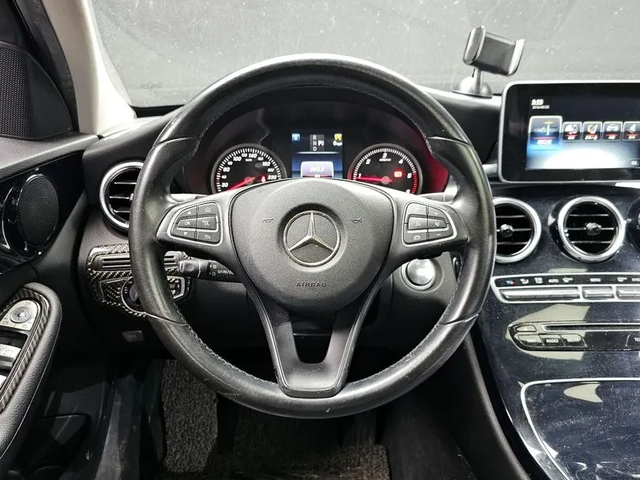 Mercedes-Benz C 200 - автомобили, коли, обяви за нови и употребявани 12