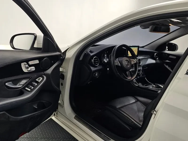 Mercedes-Benz C 200 - автомобили, коли, обяви за нови и употребявани 9