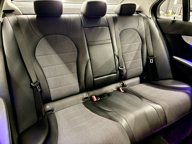 Mercedes-Benz C 200 4Matic * EQ Boost * Подгрев * Лизинг - автомобили, коли, обяви за нови и употребявани 14