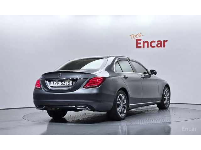 Mercedes-Benz C 200 2017* AVANGARD* AMG PK* HEAD-UP* КРАЙНА ЦЕНА - автомобили, коли, обяви за нови и употребявани 2