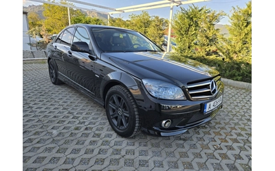 mercedes-benz-c-200 - 1