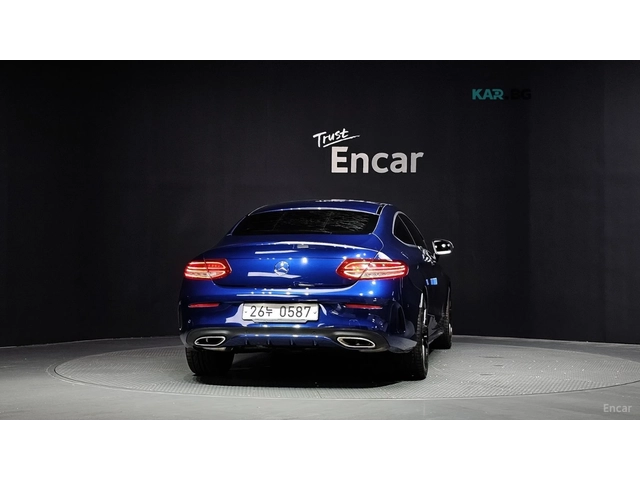 Mercedes-Benz C 200 ПОДГРЕВ* КАМЕРА* ШИБИДАХ* LANE* ASSIST* KEYLESS* - автомобили, коли, обяви за нови и употребявани 3