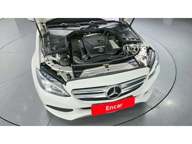 Mercedes-Benz C 200 C200 Avantgarde | HUD | MEMORY | Панорама - автомобили, коли, обяви за нови и употребявани 3
