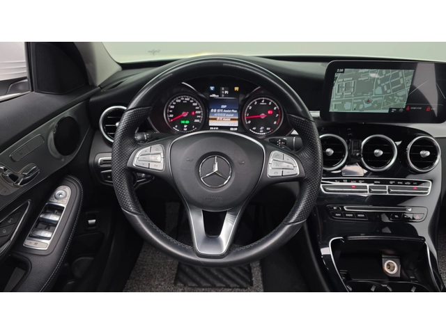 Mercedes-Benz C 200 - автомобили, коли, обяви за нови и употребявани 12