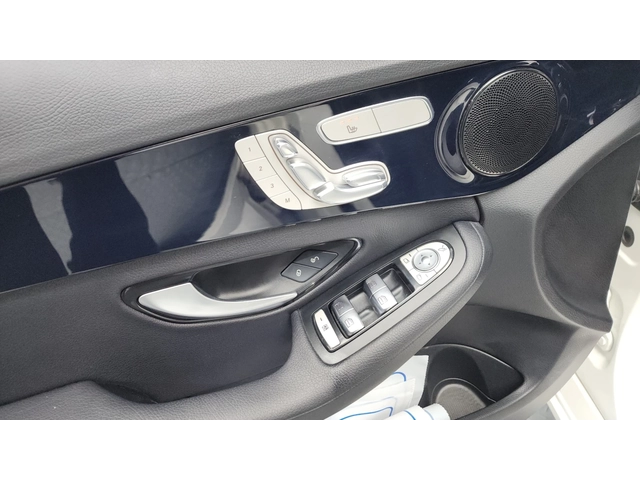 Mercedes-Benz C 200 - автомобили, коли, обяви за нови и употребявани 16