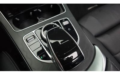Mercedes-Benz C 200 AMG - автомобили, коли, обяви за нови и употребявани 11