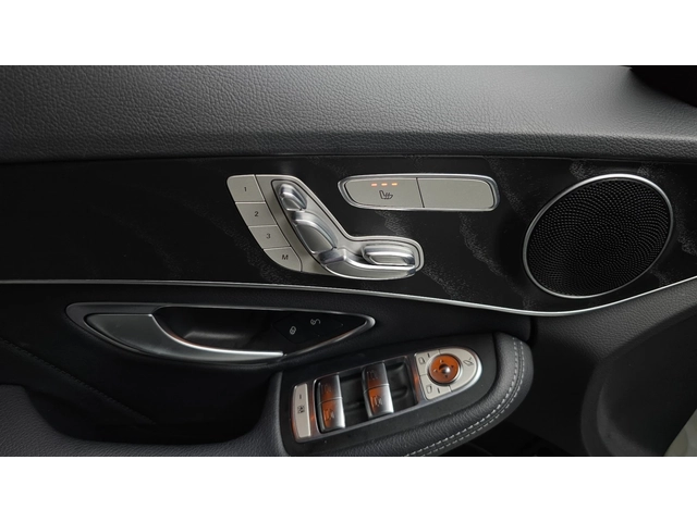 Mercedes-Benz C 200 AMG - автомобили, коли, обяви за нови и употребявани 12