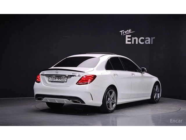 Mercedes-Benz C 200 AMG - автомобили, коли, обяви за нови и употребявани 1