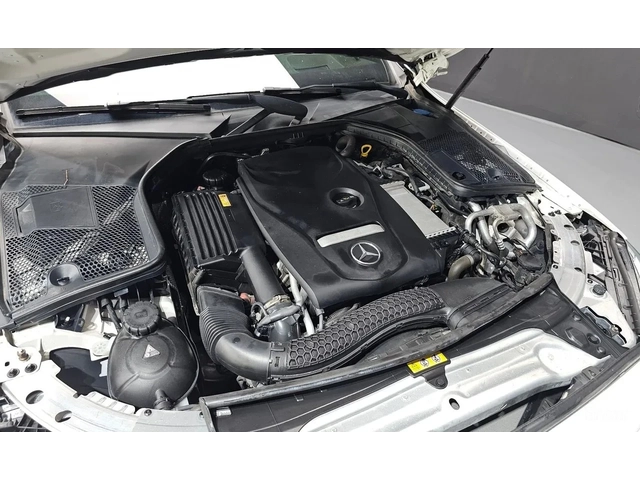 Mercedes-Benz C 200 AMG - автомобили, коли, обяви за нови и употребявани 3