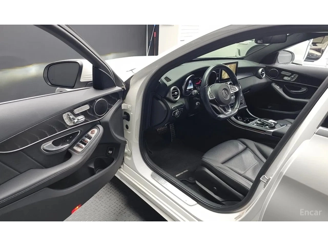 Mercedes-Benz C 200 AMG - автомобили, коли, обяви за нови и употребявани 7