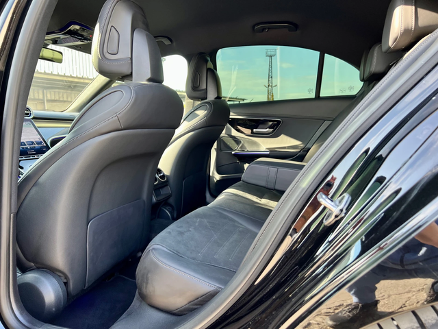 Mercedes-Benz C 200 AMG Line 4M в ГАРАНЦИЯ до 2025 - автомобили, коли, обяви за нови и употребявани 10