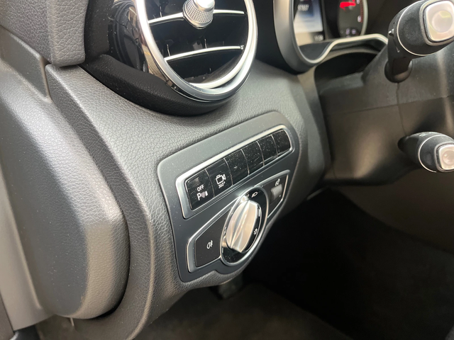 Mercedes-Benz C 220 AMG Full 4x4 C220d 360k - автомобили, коли, обяви за нови и употребявани 11