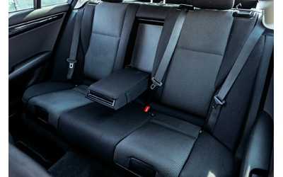 Mercedes-Benz C 220 CDI - FACELIFT - 6M ГАРАНЦИЯ - РЕАЛНИ КИЛОМЕТРИ! - автомобили, коли, обяви за нови и употребявани 14