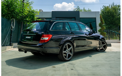 mercedes-benz-c-220 - 3