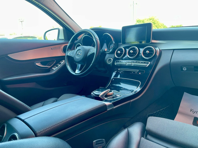 Mercedes-Benz C 220 AVANTGARDE- LED-НАВИГАЦИЯ-КОЖА - автомобили, коли, обяви за нови и употребявани 12