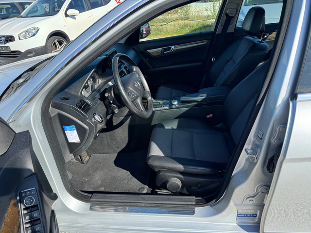 Mercedes-Benz C 220 -CDI-NAVI-XENON-AVTOMAT - автомобили, коли, обяви за нови и употребявани 10