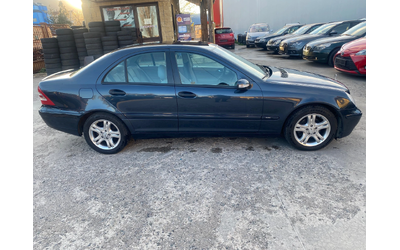 mercedes-benz-c-220 - 3