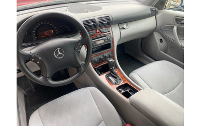 Mercedes-Benz C 220 CDI avtomat - автомобили, коли, обяви за нови и употребявани 9