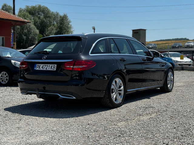 Mercedes-Benz C 220 2.2D 170kc. Сервизна история Теглич Е6 - автомобили, коли, обяви за нови и употребявани 3