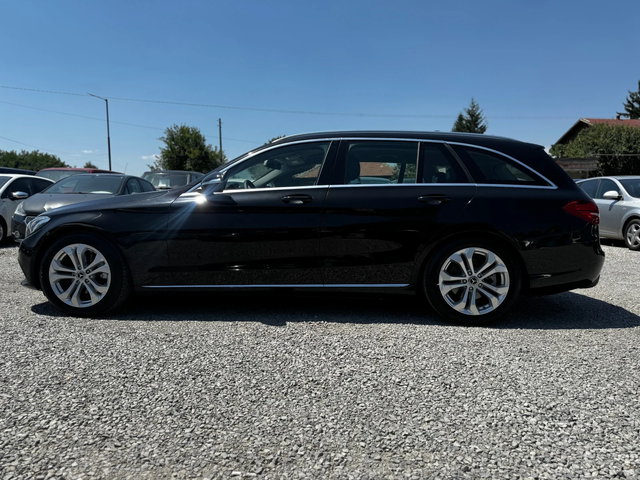 Mercedes-Benz C 220 2.2D 170kc. Сервизна история Теглич Е6 - автомобили, коли, обяви за нови и употребявани 7