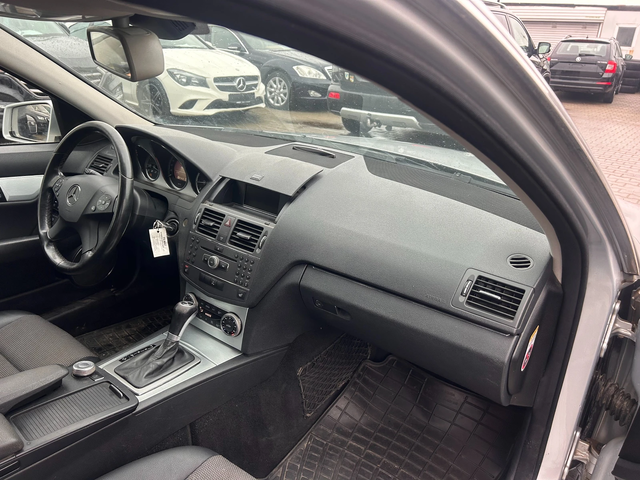 Mercedes-Benz C 220 CDI AVTOMAT/NAVI/KOJA EURO 5 - автомобили, коли, обяви за нови и употребявани 9