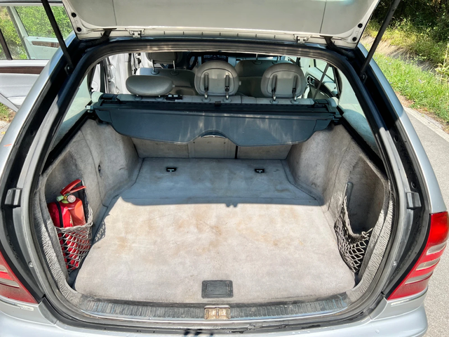 Mercedes-Benz C 220 - автомобили, коли, обяви за нови и употребявани 12