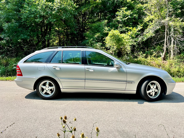 Mercedes-Benz C 220 - автомобили, коли, обяви за нови и употребявани 5