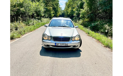 Mercedes-Benz C 220 - автомобили, коли, обяви за нови и употребявани 7