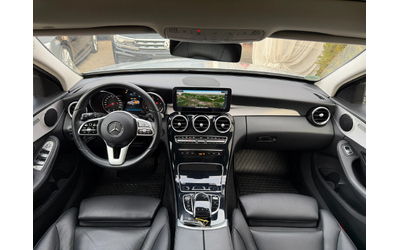 Mercedes-Benz C 220 D* СЕРВИЗНА КНИЖКА С ПЪЛНА ИСТОРИЯ В МЕРЦЕДЕС - автомобили, коли, обяви за нови и употребявани 9