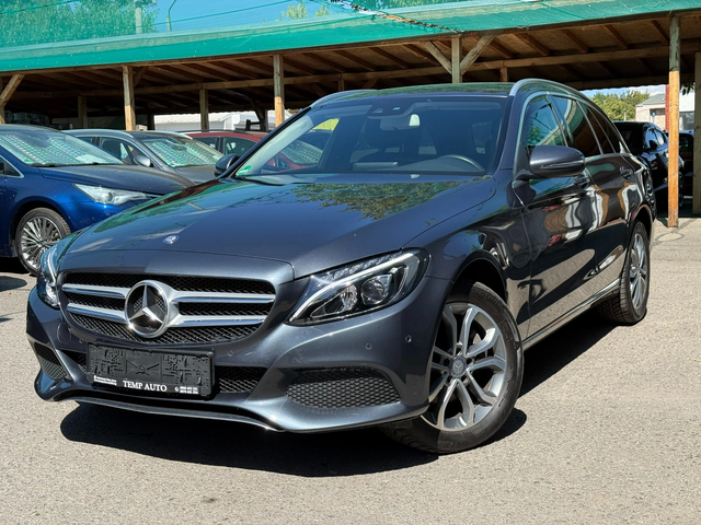 Mercedes-Benz C 220 4Matic* СЕРВИЗНА КНИЖКА С ПЪЛНА ИСТОРИЯ В МЕРЦЕДЕС - автомобили, коли, обяви за нови и употребявани 0