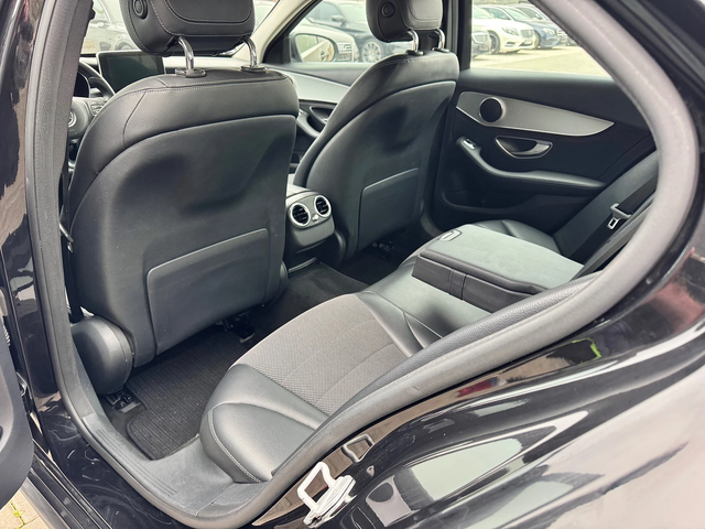 Mercedes-Benz C 220 d AMG Pack - автомобили, коли, обяви за нови и употребявани 11