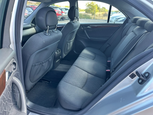 Mercedes-Benz C 220 2.2CDI* 143к.с* АВТОМАТИК* КСЕНОН* ПОДГРЕВ - автомобили, коли, обяви за нови и употребявани 10