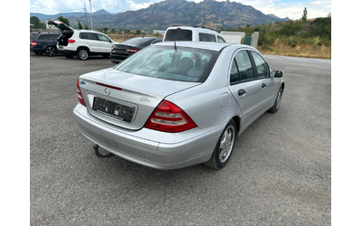 mercedes-benz-c-220 - 3