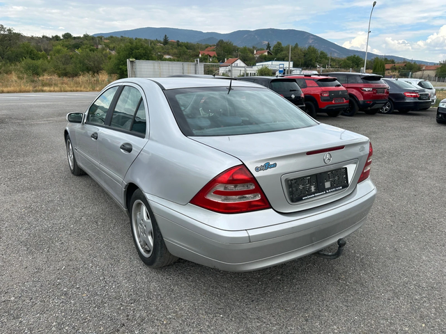 Mercedes-Benz C 220 2.2CDI* 143к.с* АВТОМАТИК - автомобили, коли, обяви за нови и употребявани 4