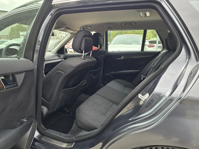 Mercedes-Benz C 220 2.2CDI 170к.с Топ състояние - автомобили, коли, обяви за нови и употребявани 11