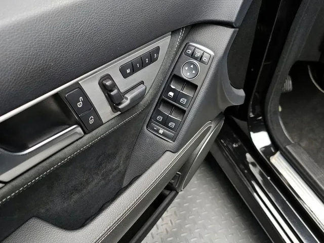 Mercedes-Benz C 220 Cdi 4Matic Edition C - автомобили, коли, обяви за нови и употребявани 16