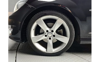 mercedes-benz-c-220 - 4