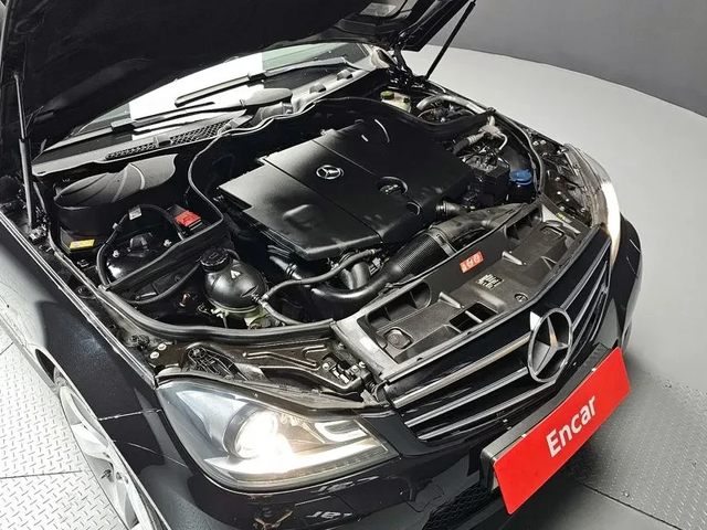 Mercedes-Benz C 220 Cdi 4Matic Edition C - автомобили, коли, обяви за нови и употребявани 5