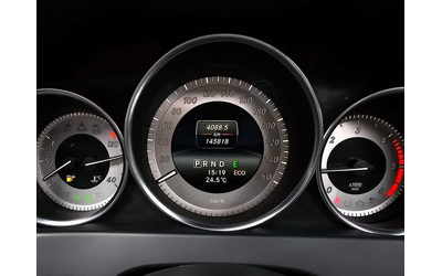 Mercedes-Benz C 220 Cdi 4Matic Edition C - автомобили, коли, обяви за нови и употребявани 7