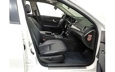Mercedes-Benz C 220 Cdi 4Matic Edition C - автомобили, коли, обяви за нови и употребявани 10