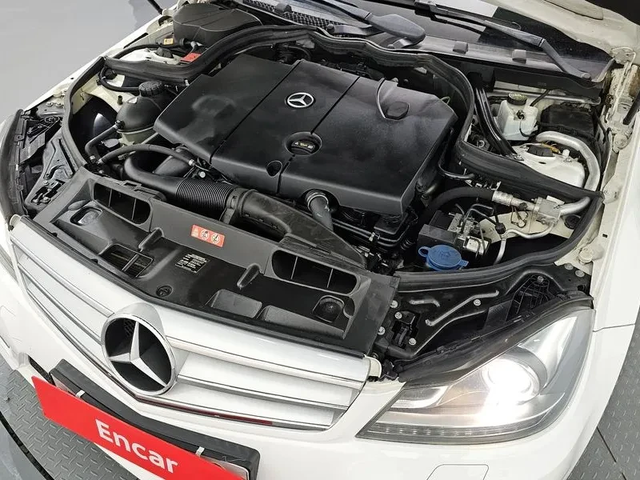 Mercedes-Benz C 220 Cdi 4Matic Edition C - автомобили, коли, обяви за нови и употребявани 5