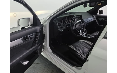 Mercedes-Benz C 220 Cdi 4Matic Edition C - автомобили, коли, обяви за нови и употребявани 10