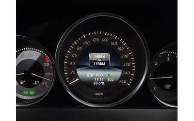 Mercedes-Benz C 220 Cdi 4Matic Edition C - автомобили, коли, обяви за нови и употребявани 7