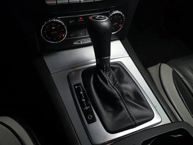 Mercedes-Benz C 220 Cdi 4Matic Edition C - автомобили, коли, обяви за нови и употребявани 8